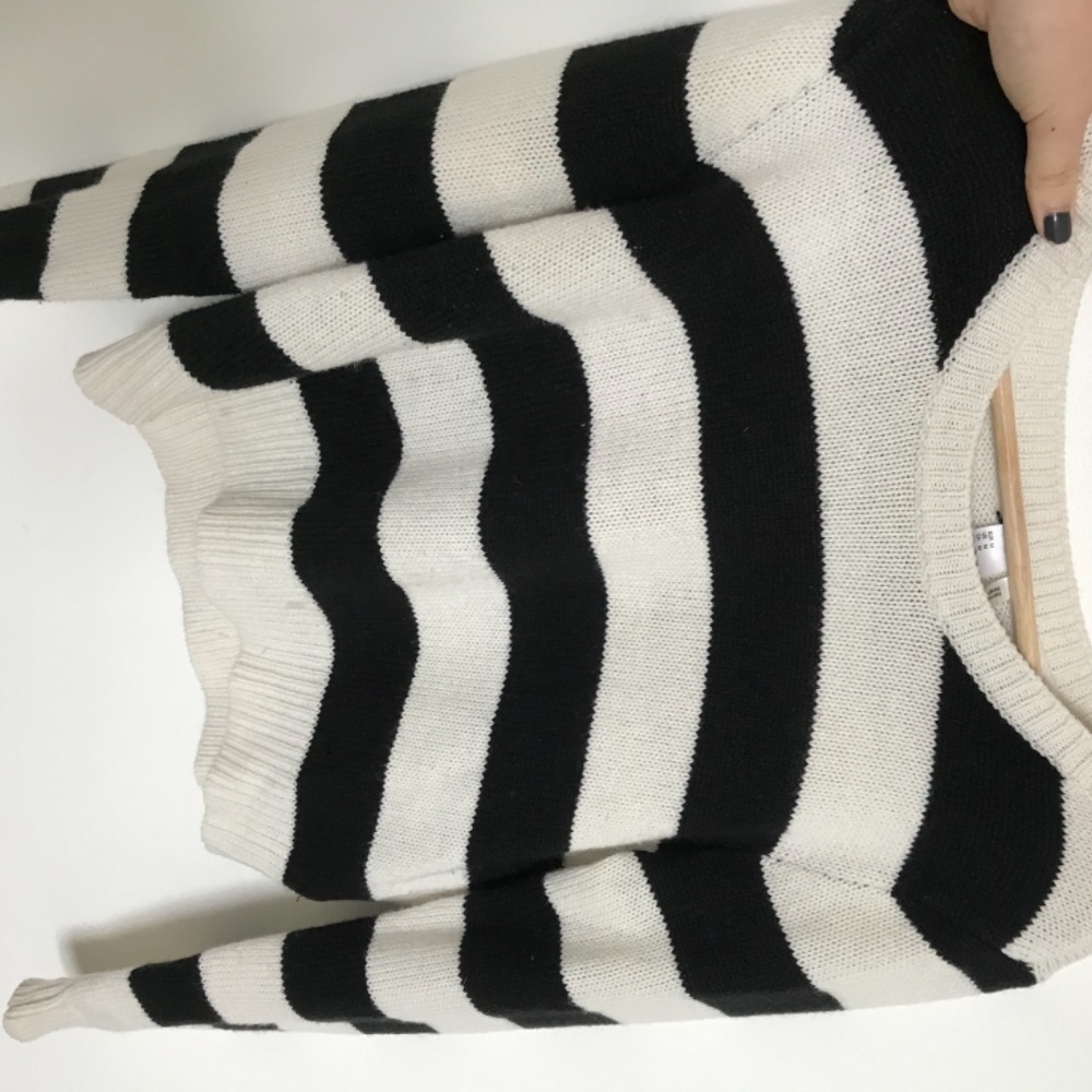 Striped sweater - Picture 3 of 4